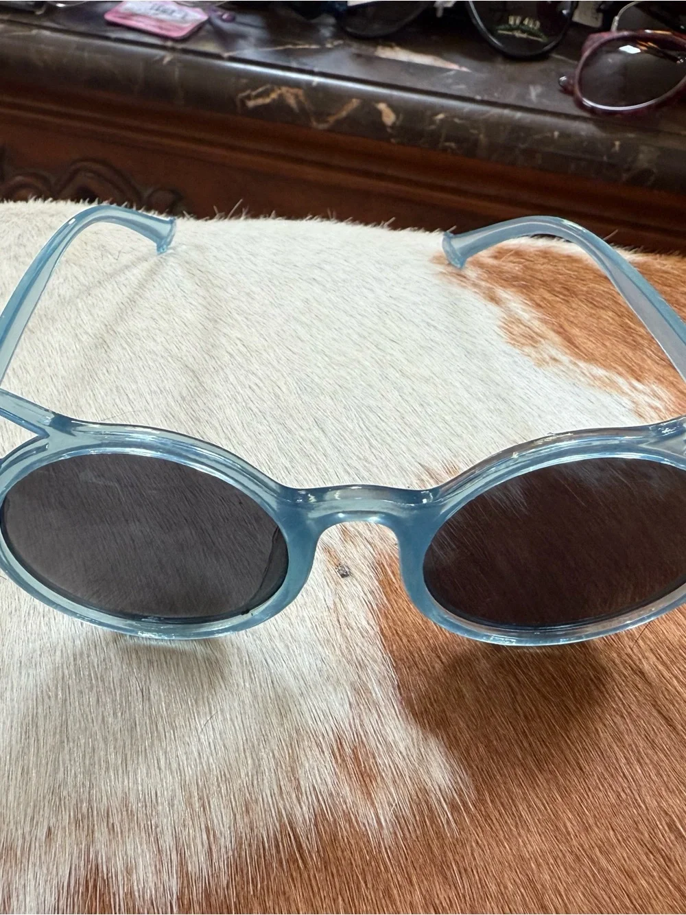 Children’s Cat-Ear Round Sunglasses in Translucent Blue NWT